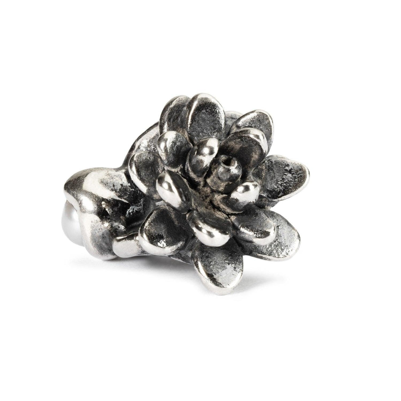 Júliusi Tavirózsák Bead - Trollbeads Ékszerek Magyarország