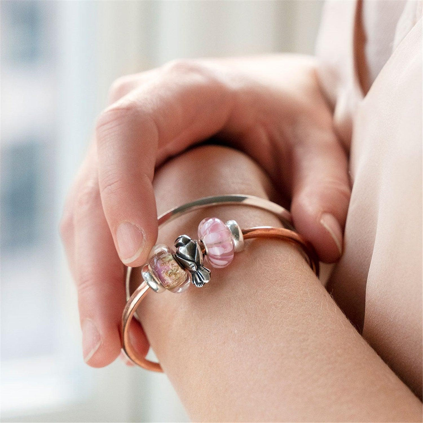 Rózsaszín Szirmok Bead - Trollbeads Ékszerek Magyarország